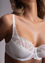 2105 Напівущільнений бюстгальтер на кісточках AVA Екрю