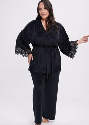 2718 Женский велюровый комплект Shato Черный